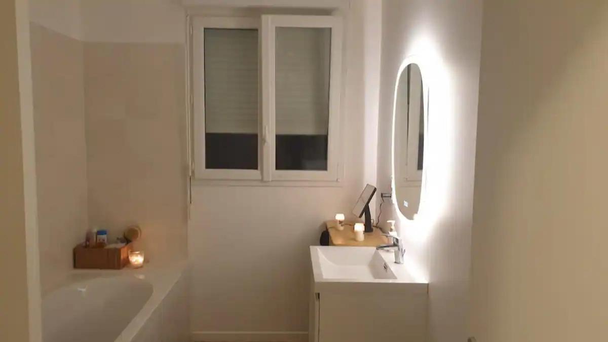 Chambre Calme Dans Une Maison Neuve Avec Jardin Billere Exterior foto